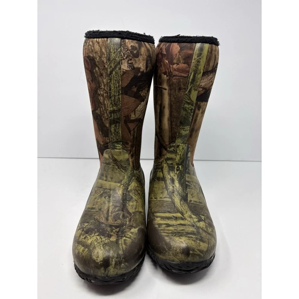 Bogs Classic High Boots Youth Size 4 Camo Waterproof Rain Snow 61672-973